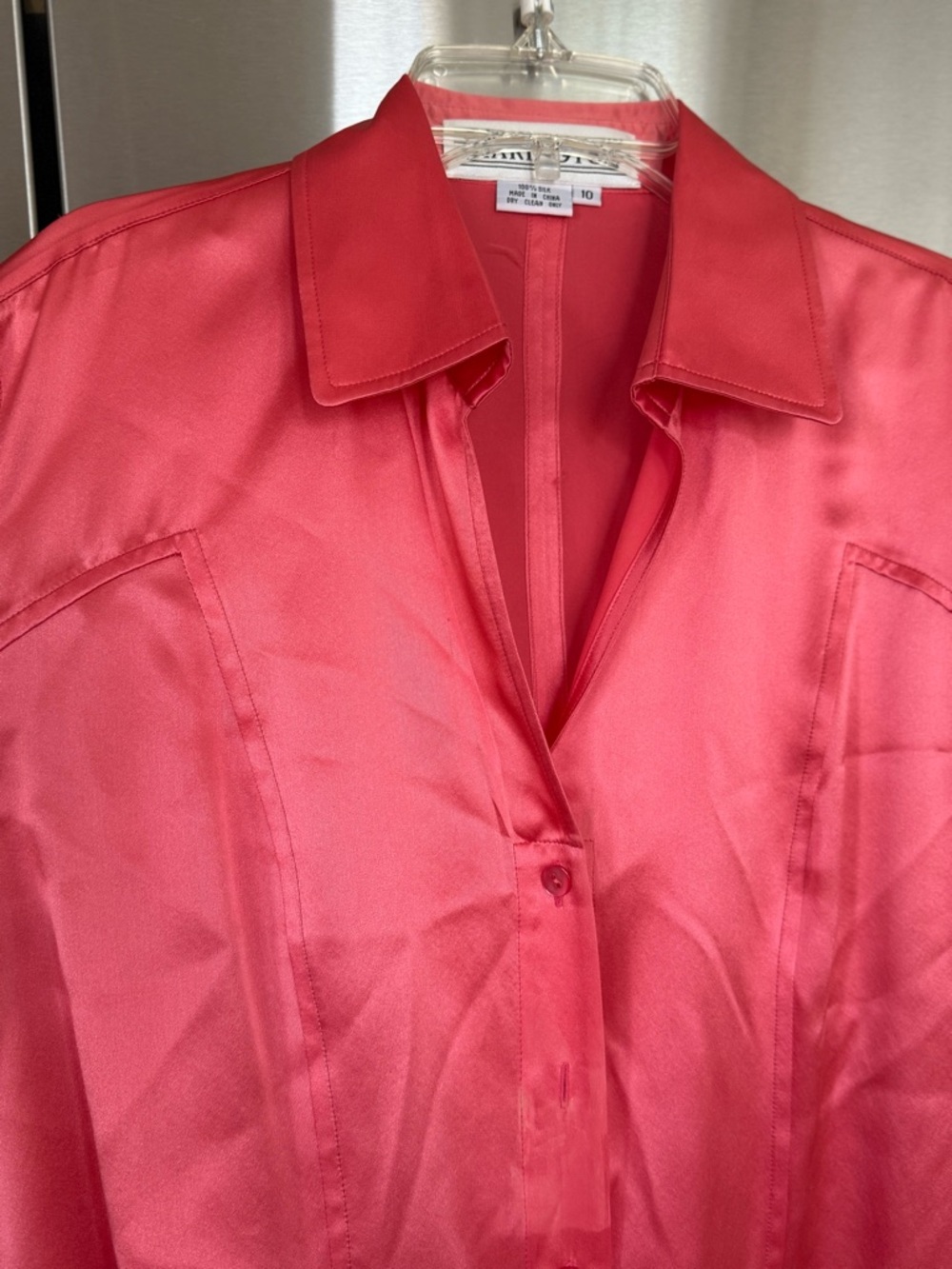 Starington 100% Silk Blouse Woman’s size 10 Red Coral Button front Long Sleeve